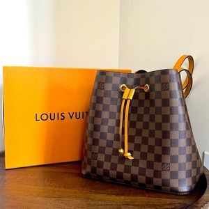 Authentic Louis Vuitton Neonoe handbag